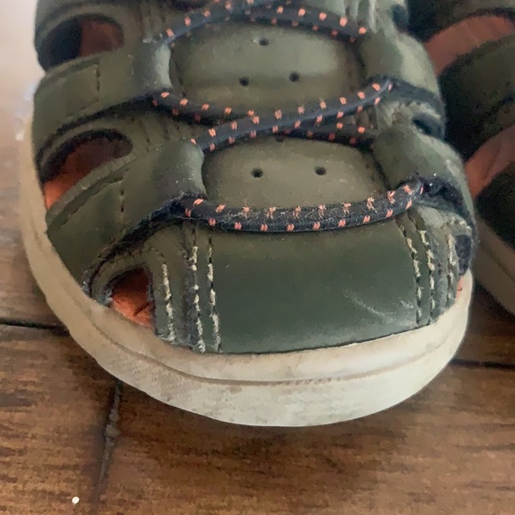 Eddie Bauer play/water shoes for baby boy - Picture 5 of 9